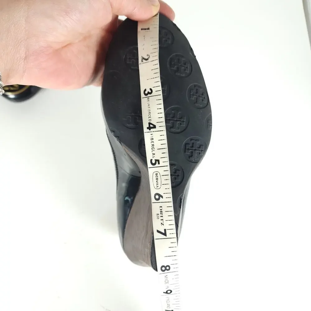 Tory Burch Women’s Caroline US 7? Black Patent Leather Stacked Wedge Pumps Shoes